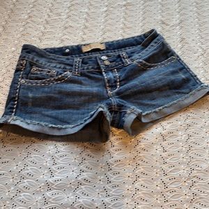 💜💜 Vanilla Star Short Distressed Shorts Size 7